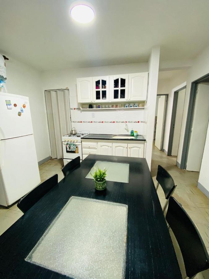 House G&S, Depto Con 3 Dormitorios Para 7 Personas Pleno Centro De La Ciudad Puerto Iguazú Buitenkant foto